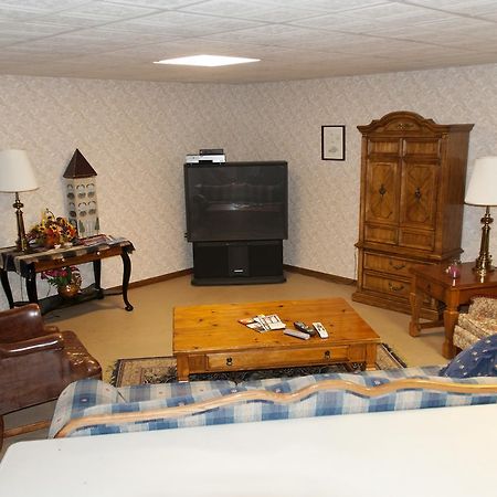 Locust Brook Lodge Butler Exterior foto
